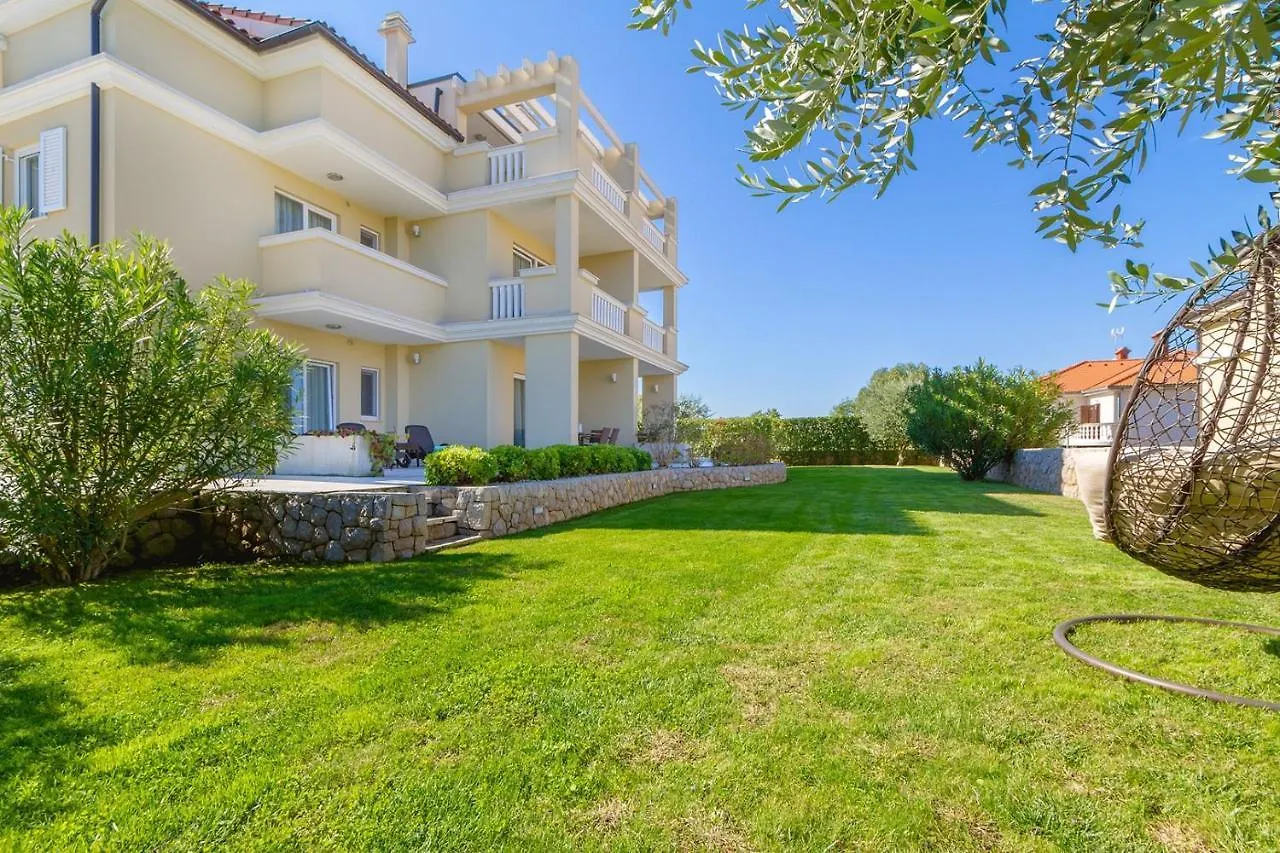 Luxury Apartments Villa Mande Malinska