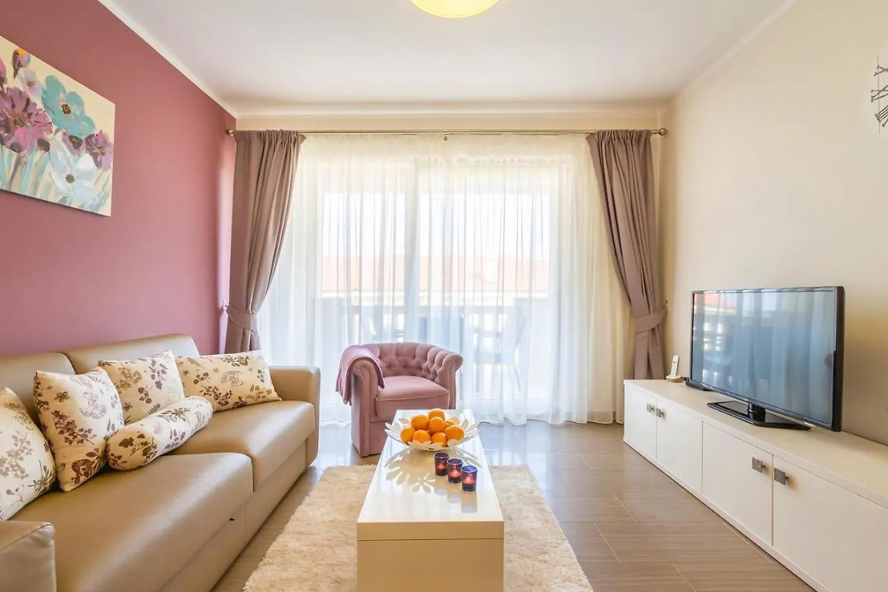 Luxury Apartments Villa Mande Malinska 0*,  Croatia